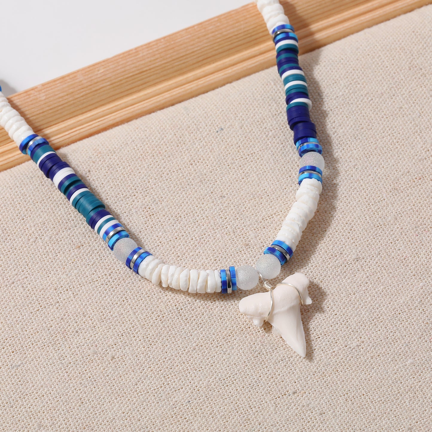 Unisex Shark Tooth Beaded Necklace - Ocean-Inspired Jewelry for Men & Women - Perfect for Beach Vacations, Summer Style, or Tropical Getaways