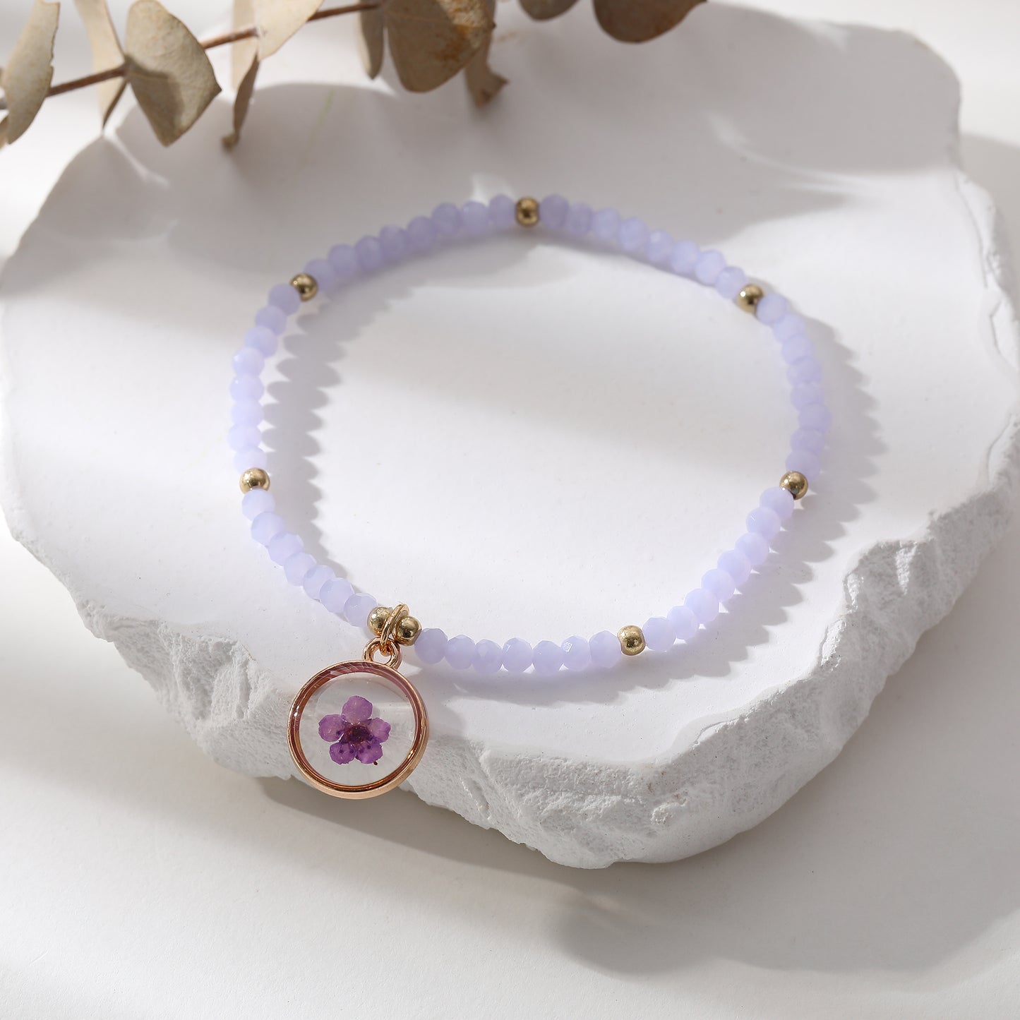 Delicate Beaded Bracelets with Pressed Flower Charms - Vibrant Handmade Jewelry for Women, Perfect for Everyday or Special Occasions