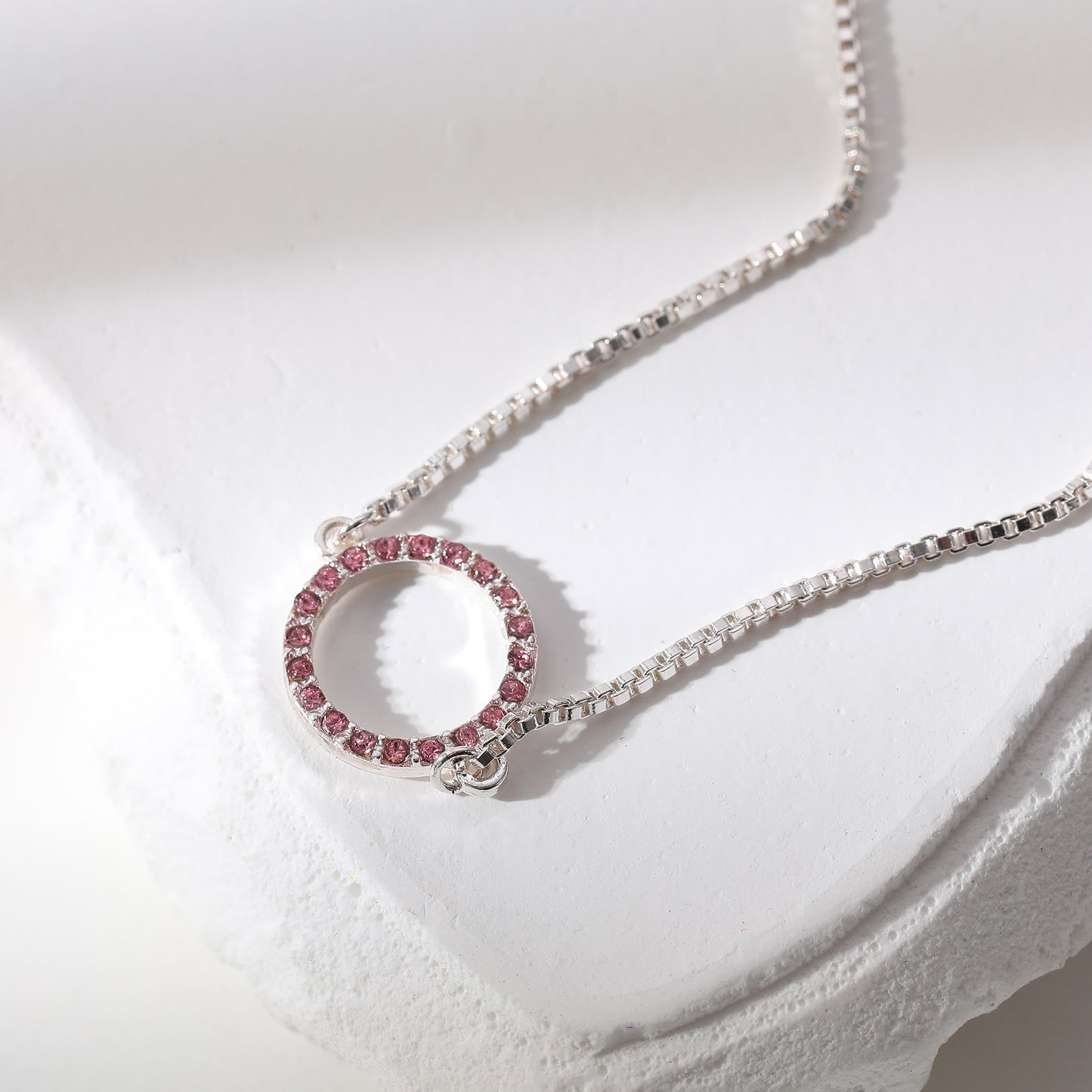 Sparkling Rhinestone Circle Bracelet - Elegant Jewelry for Women, Perfect for Casual & Formal Occasions